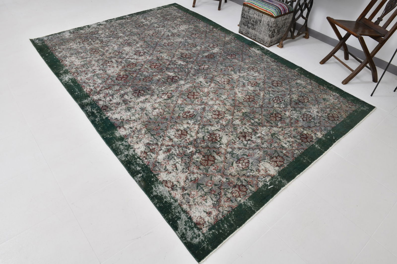 6'6'' x 9'8'' Handmade Vintage Wool Rug - 20057 - 4