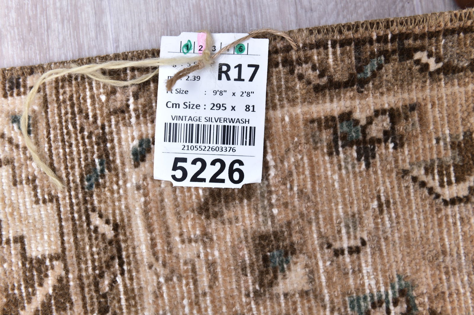 2'7'' x 9'8'' Unique Handmade Vintage Rug - 5226 - 17