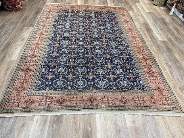 Antique Turkish Kaysari rug-5242/113: Title:Antique Turkish Kaysari rug-5242/113Description:Beautiful antique all over design Kaysar rug from central Yurkey, size 6 ft. 7 inches by 9 ft. 6 inches, excellent condition with a good pile