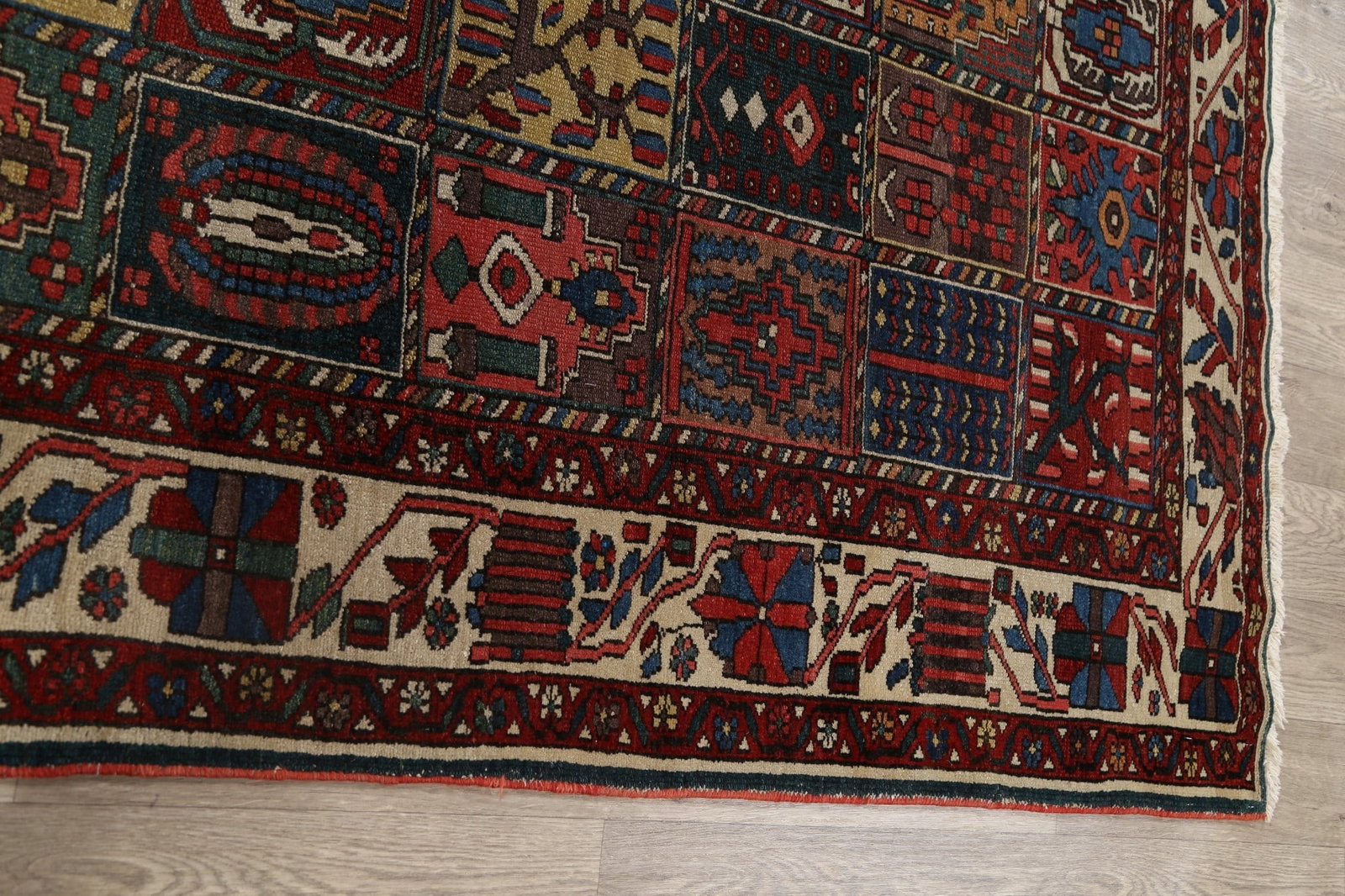 Antique Vegetable Dye Bakhtiari Persian Area Rug 5x7 - 12