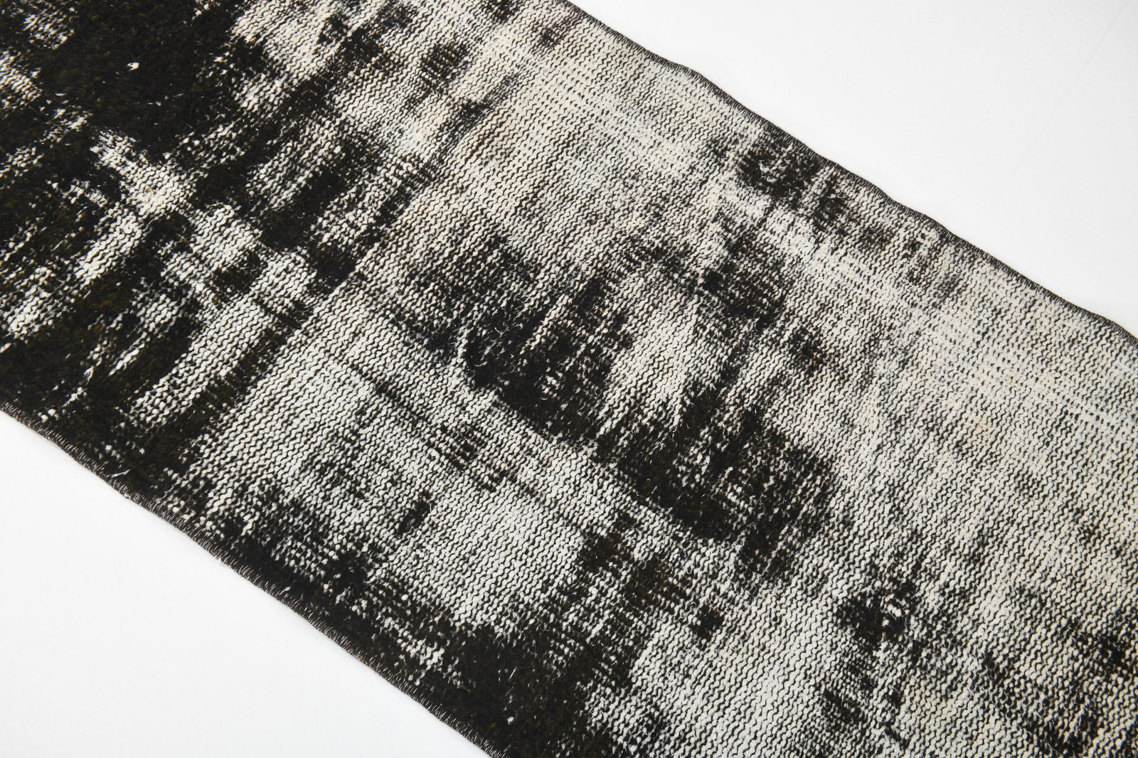 1'9'' x 8'2'' Turkish Vintage Runner Rug - 24546 - 7