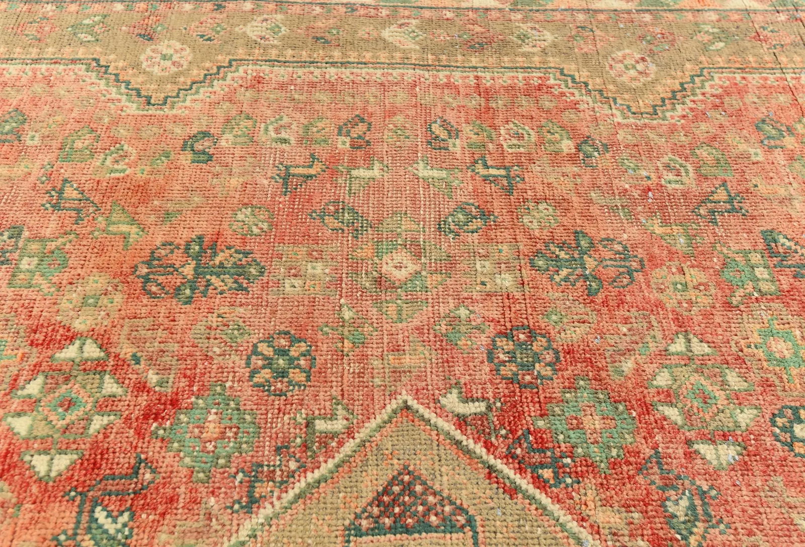 Vintage Muted Red Tribal Geometric 6x9 Shiraz Persian Rug - 7