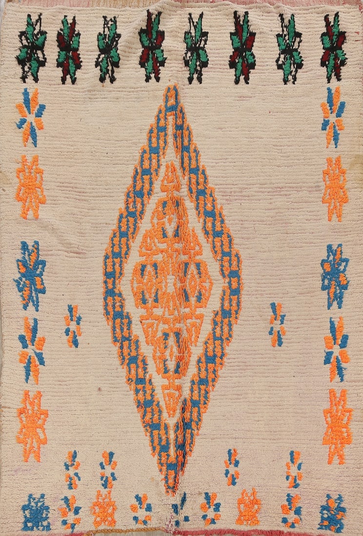 Antique Tribal Moroccan Oriental Area Rug 6x7: Title:Antique Tribal Moroccan Oriental Area Rug 6x7Origin:A Beautiful Genuine Morocco Moroccan rug is Hand Knotted by skillful weavers in Morocco with 100% Wool Material. This rug is in Very Good