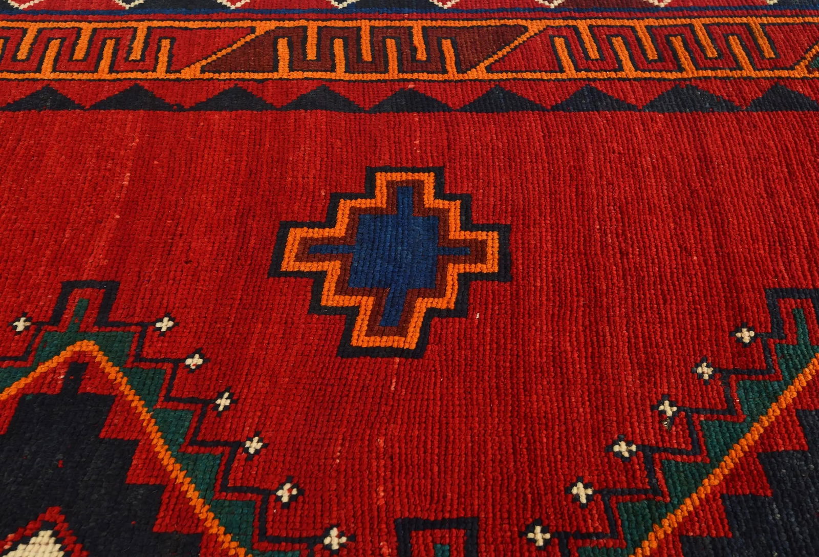 Vintage Red Tribal 5X10 Shiraz Persian Runner Rug - 7