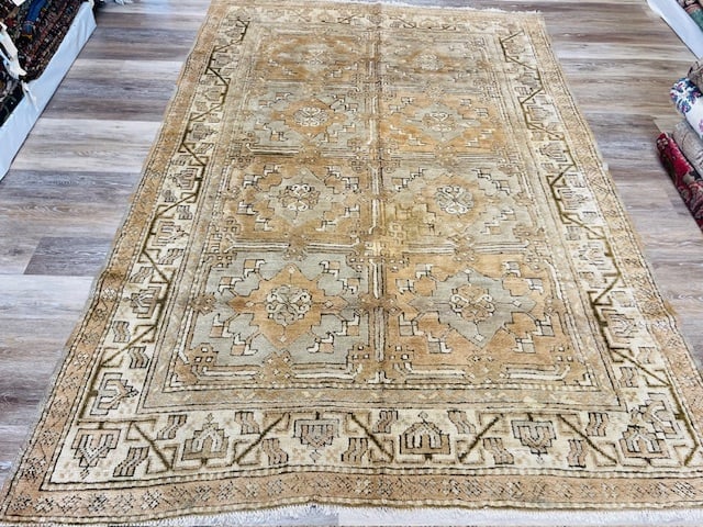 Antique Turkish Ushak rug-4394 - 7
