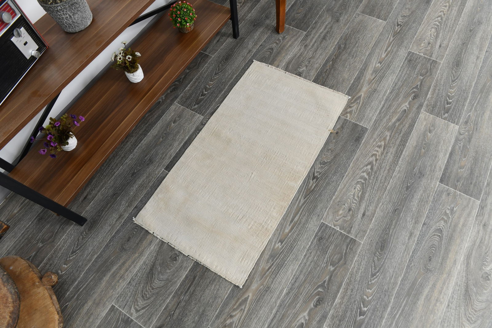 1'7'' x 3'0'' Turkish Vintage Hemp Rug - 53227 - 4