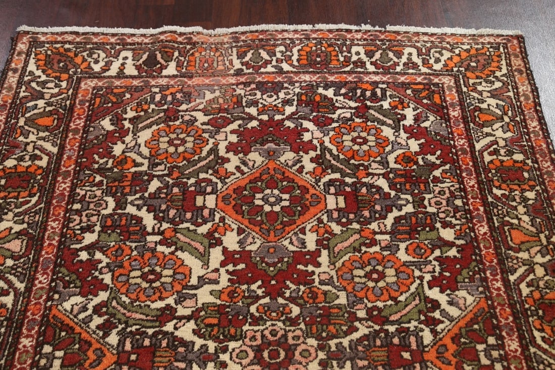 Antique Vegetable Dye Bakhtiari Persian Area Rug 5x10 - 9