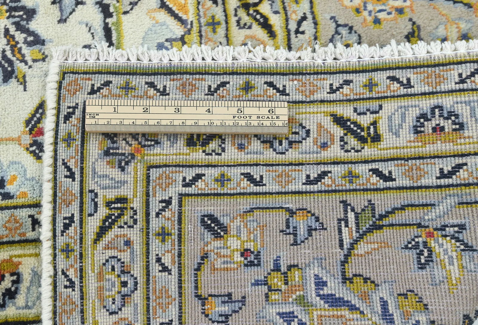 Vintage Cream Traditional Floral 8X11 Kashan Persian Rug - 10