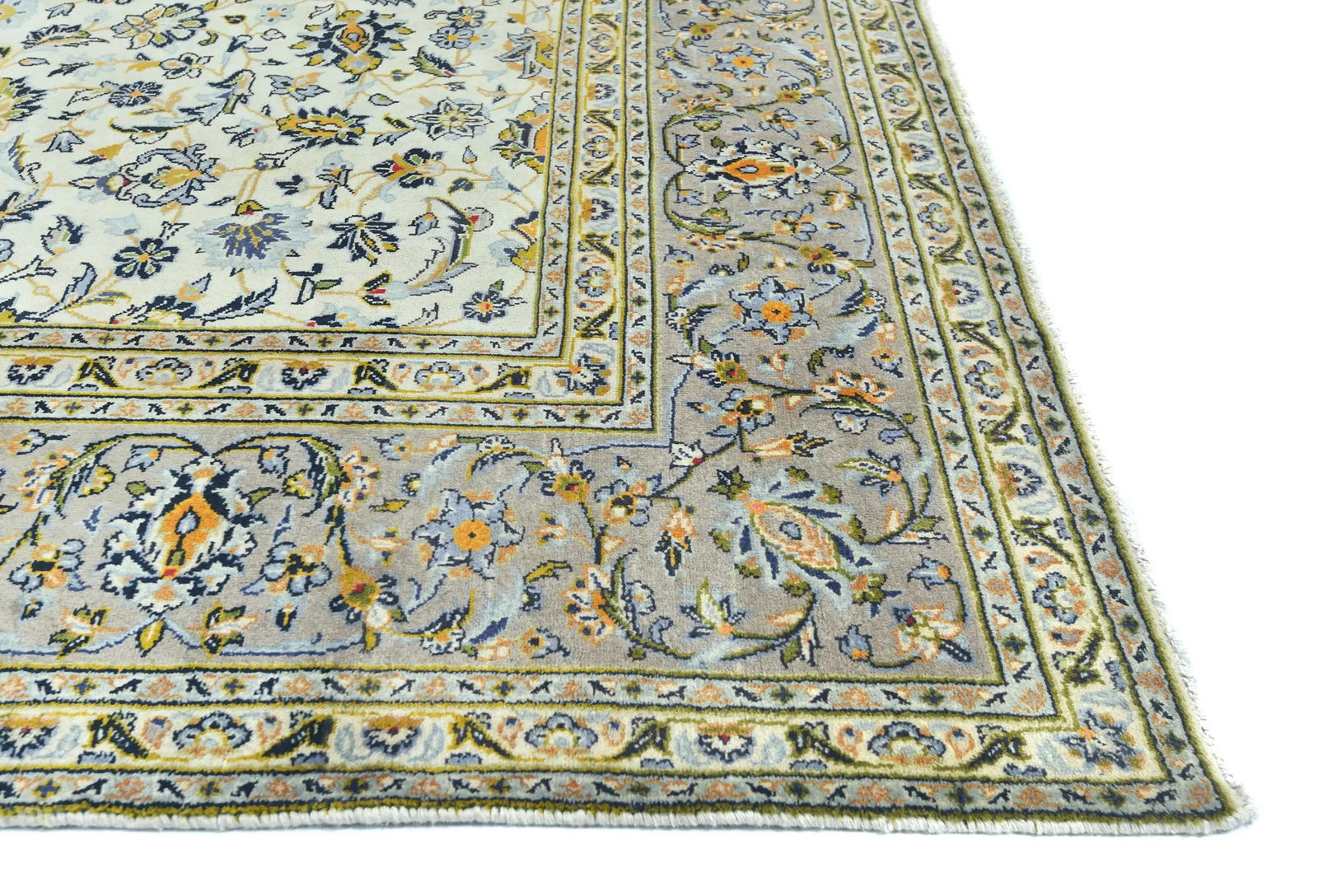Vintage Cream Traditional Floral 8X11 Kashan Persian Rug - 7
