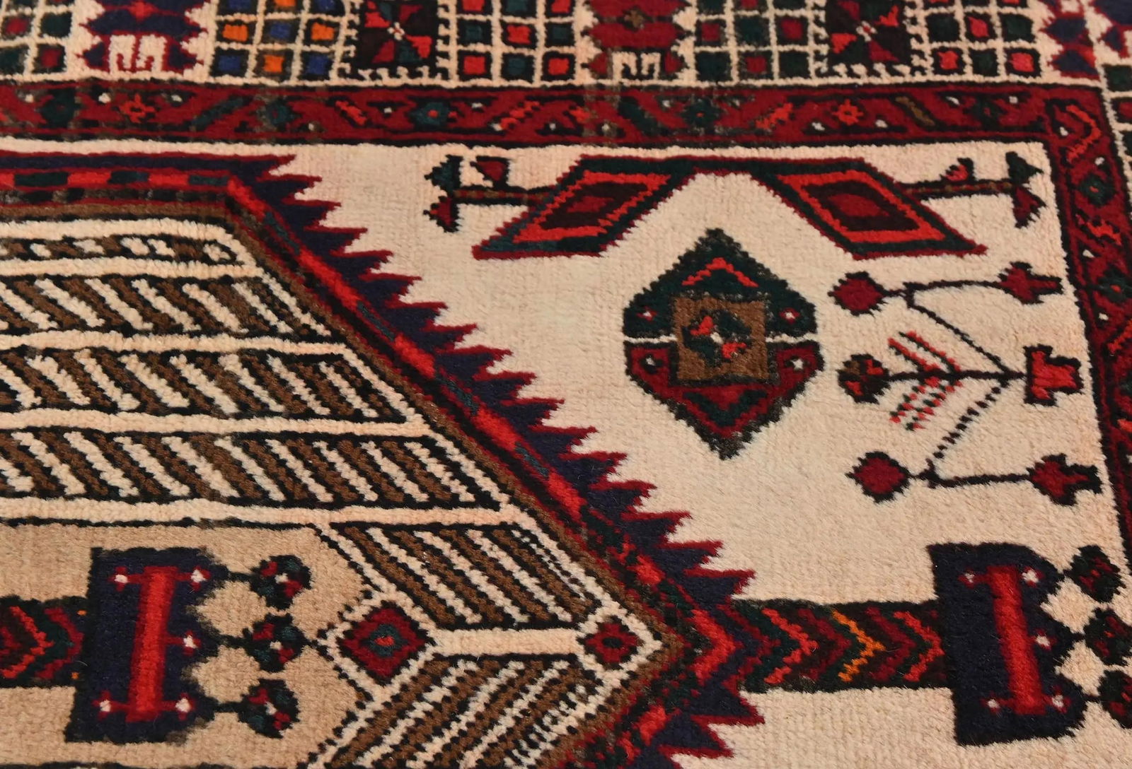 Vintage Red Tribal 3X7 Meshkin Persian Rug - 7