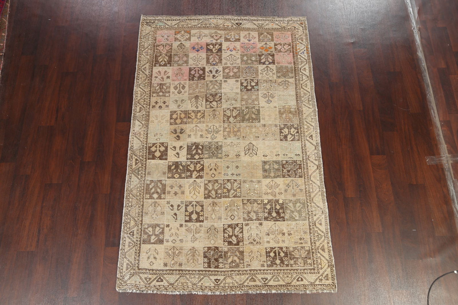 Antique Bakhtiari Persian Area Rug 5x8 - 2