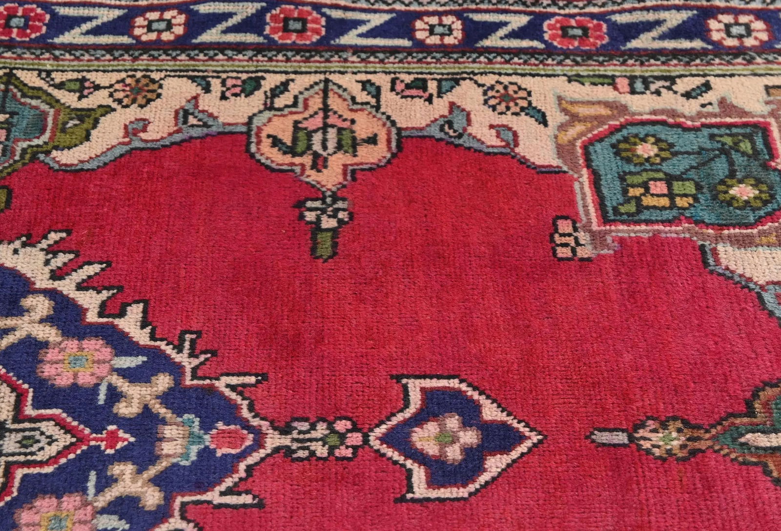 Vintage Red Traditional Floral 3X5 Tabriz Persian Rug - 7
