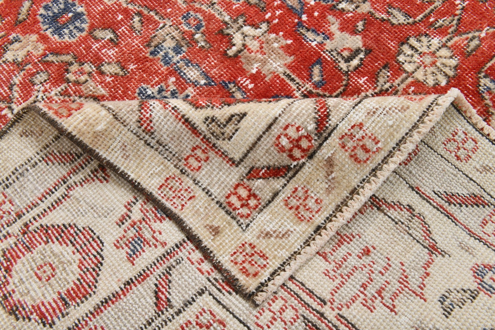 6'6'' x 9'10'' Handmade Vintage Wool Rug - 22280 - 18