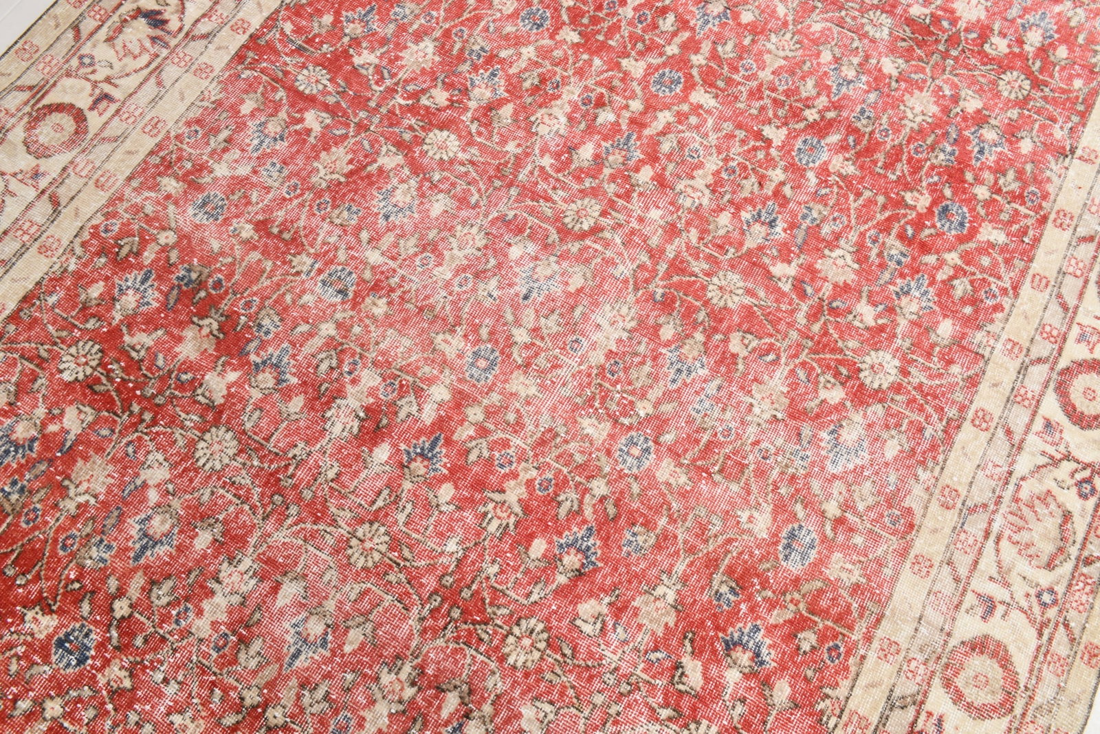 6'6'' x 9'10'' Handmade Vintage Wool Rug - 22280 - 6