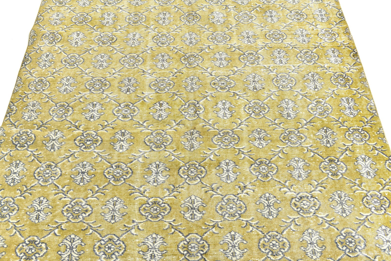 5'10'' x 9'7'' Turkish Vintage Runner Rug - 24639 - 7