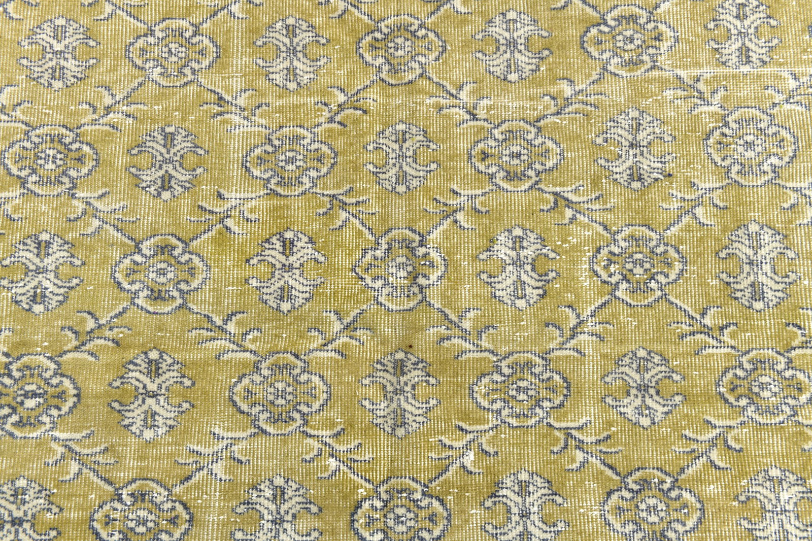 5'10'' x 9'7'' Turkish Vintage Runner Rug - 24639 - 8