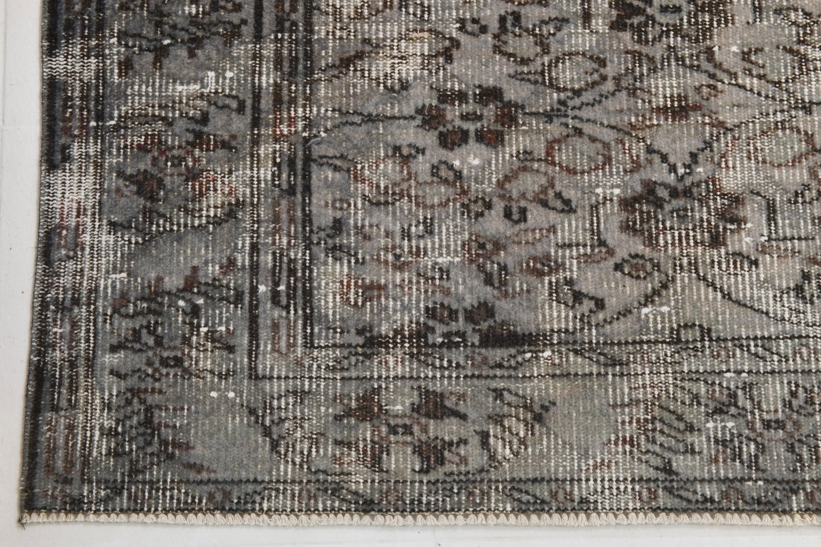 6'6'' x 10'0'' Handmade Vintage Wool Rug - 22142 - 12