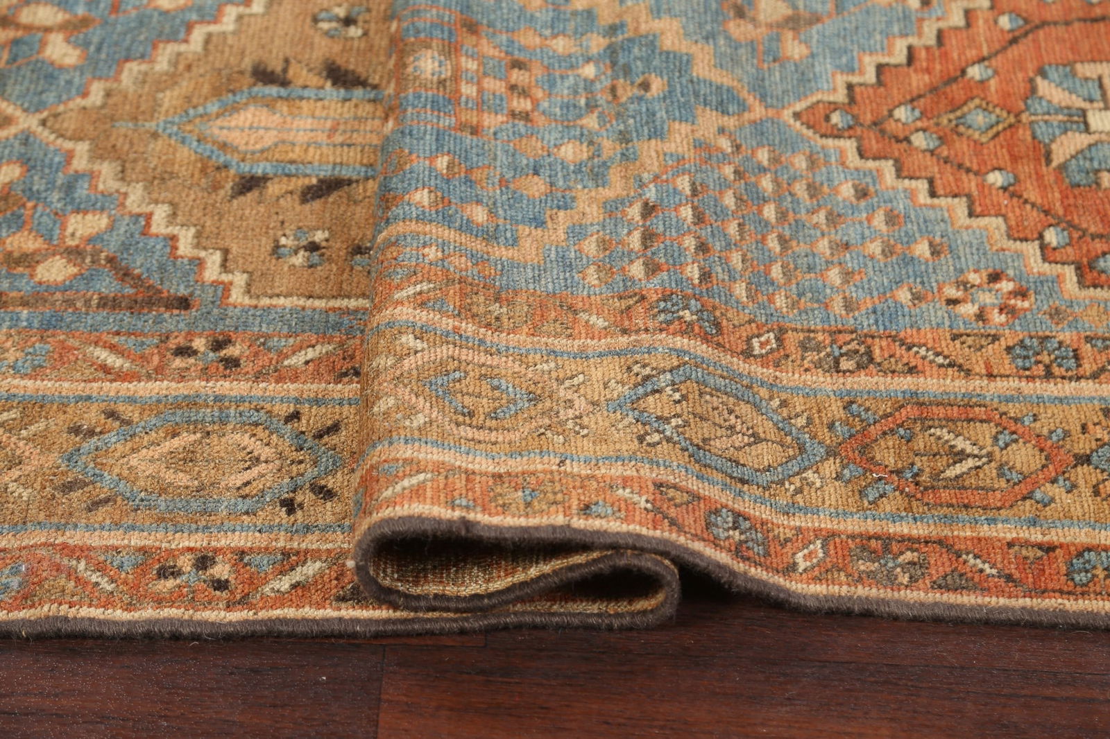 Antique Vegetable Dye Bakhtiari Persian Rug 5x10 - 11