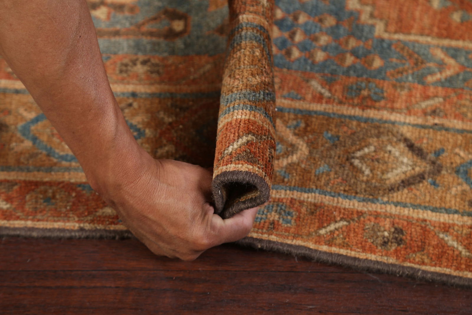 Antique Vegetable Dye Bakhtiari Persian Rug 5x10 - 15