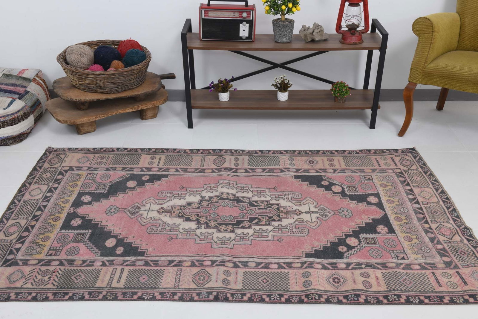 4'4'' x 7'1'' Turkish Vintage Runner Rug - 20988 - 3