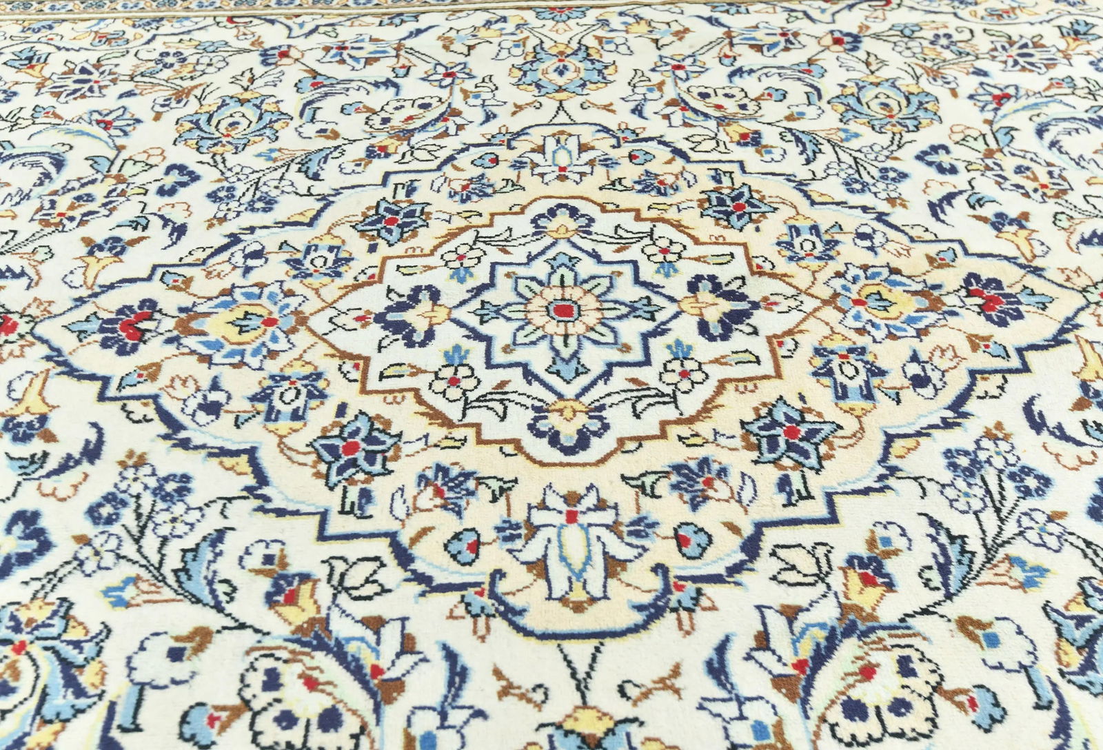 Vintage Cream Floral Traditional 8X12 Kashan Persian Rug - 5