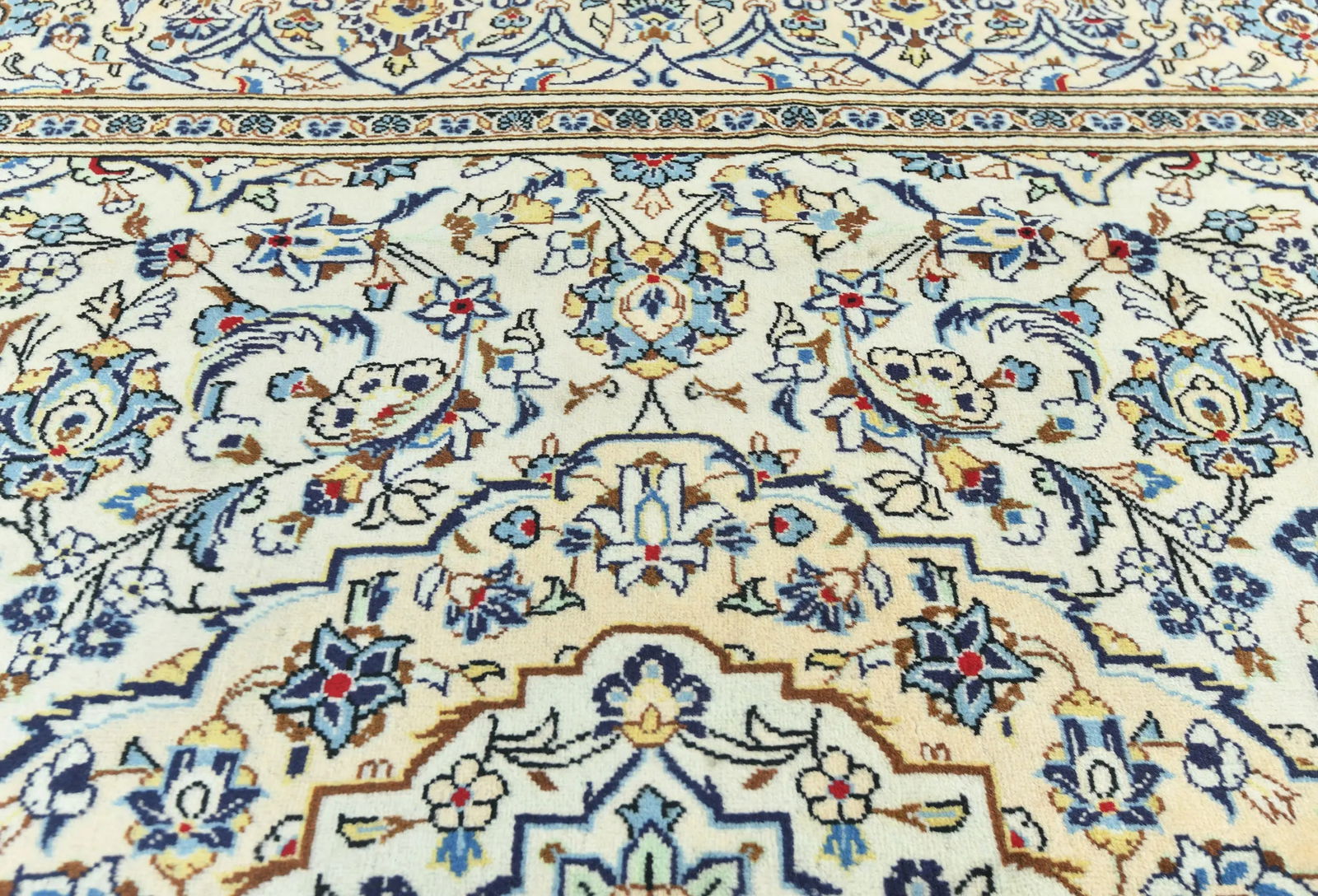 Vintage Cream Floral Traditional 8X12 Kashan Persian Rug - 7