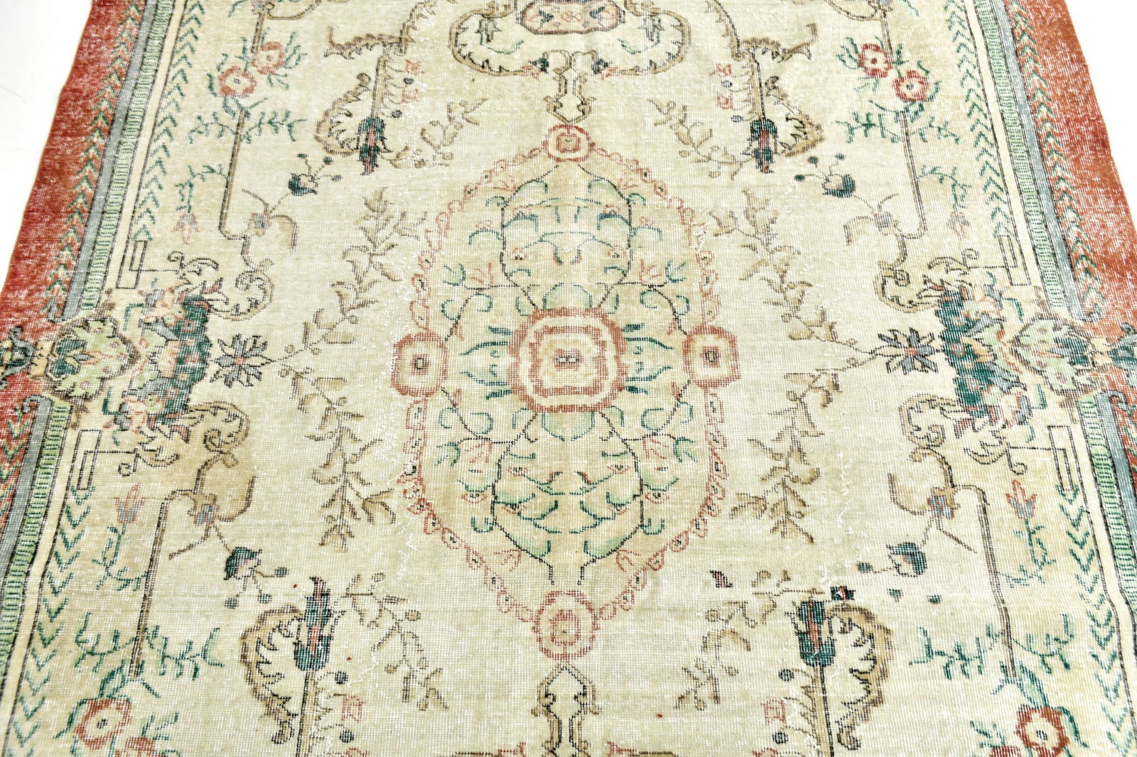 6'7'' x 9'10'' Handmade Vintage Wool Rug - 24661 - 7