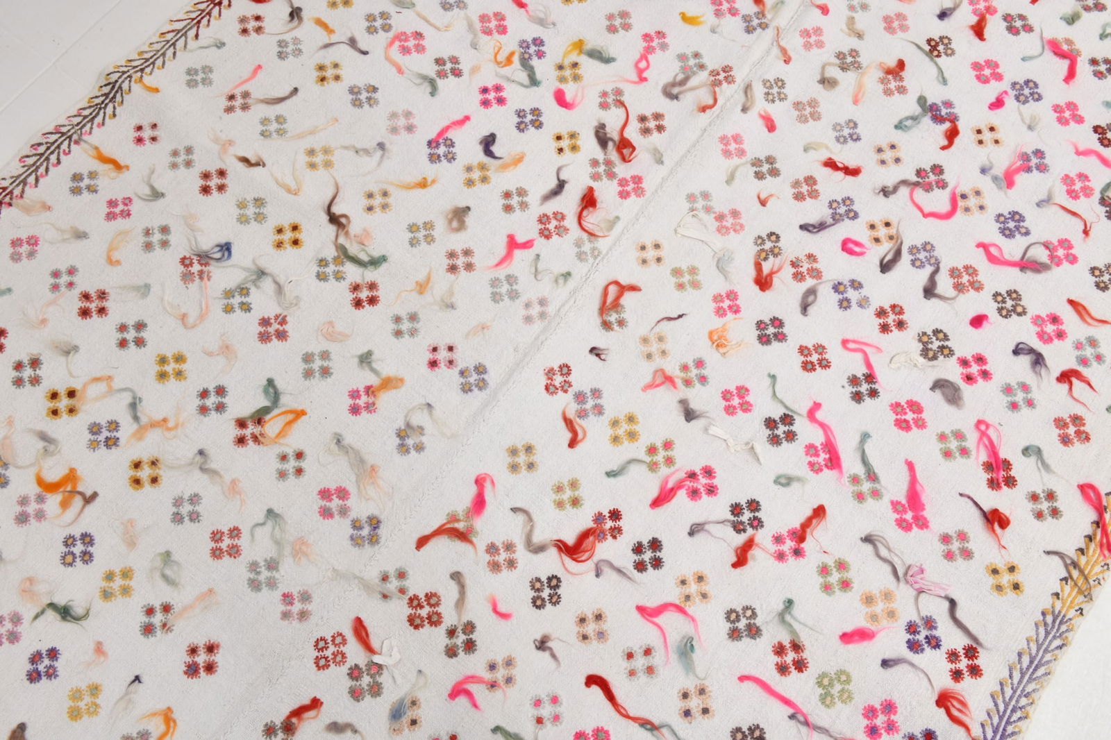 5'3'' x 8'3'' Handmade Vintage Wool Rug - 2237 - 6