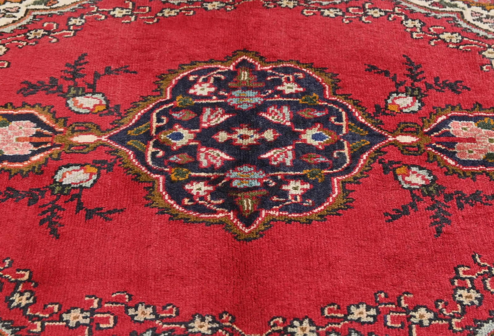 Vintage Red Floral Traditional 3'7X5 Tabriz Persian Rug - 5