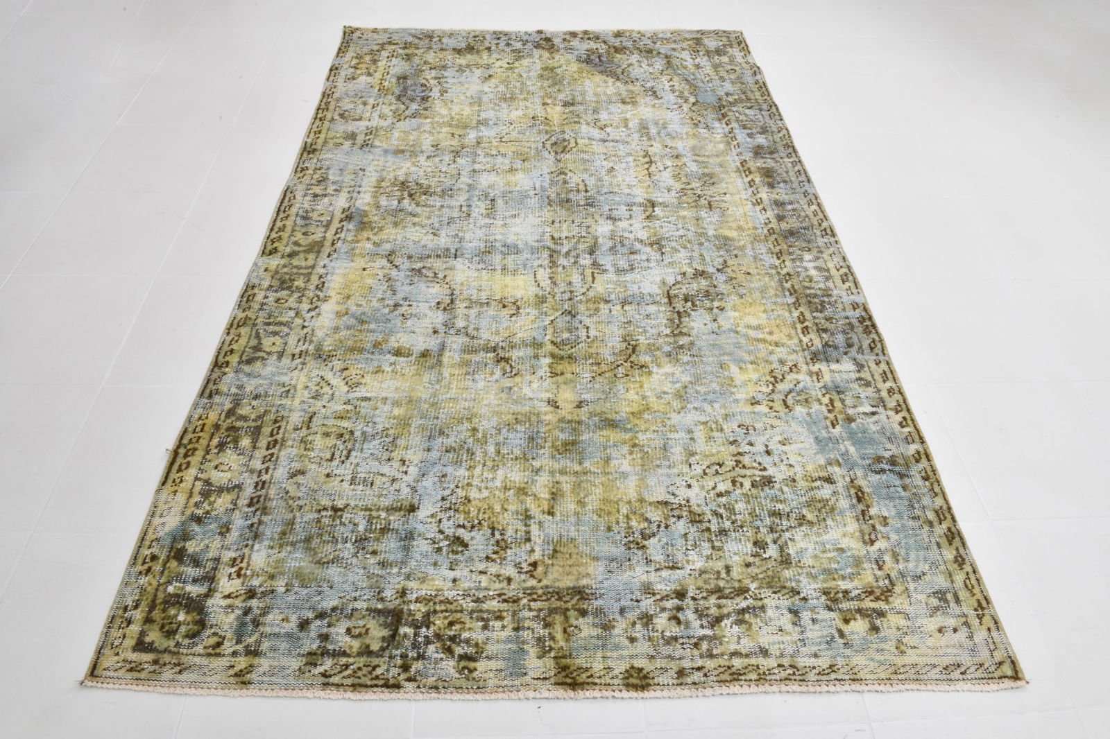 5'7'' x 9'1'' Handmade Vintage Wool Rug - 20140 - 17