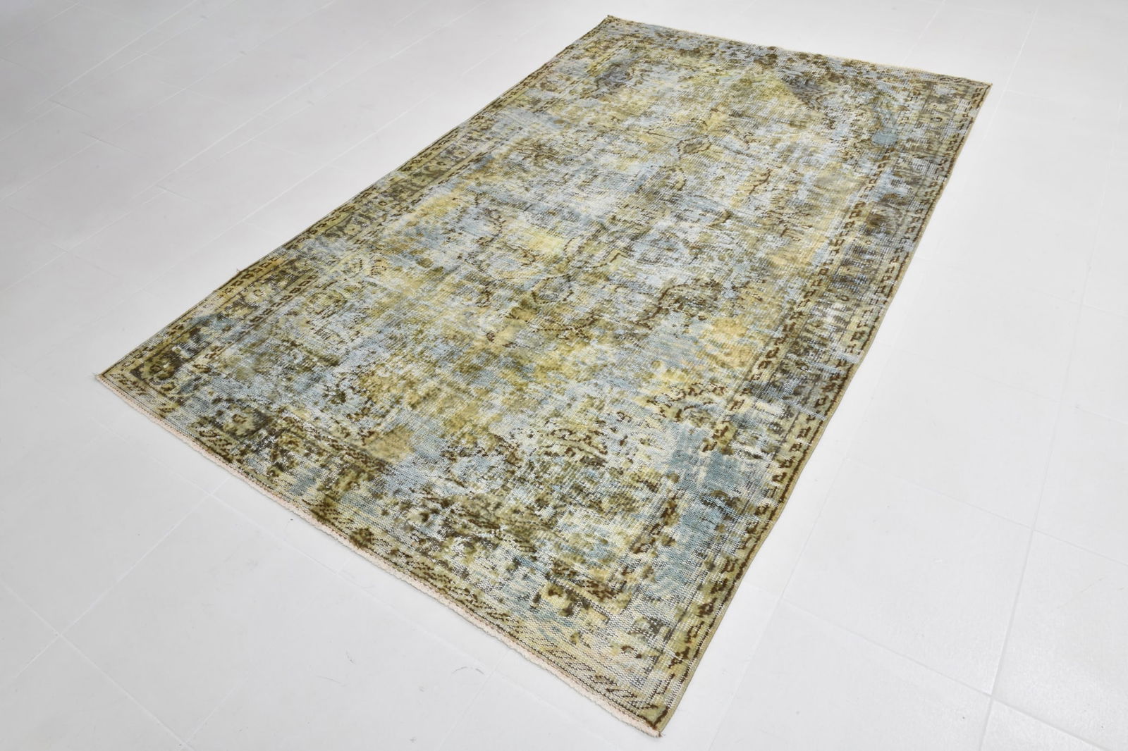 5'7'' x 9'1'' Handmade Vintage Wool Rug - 20140 - 19