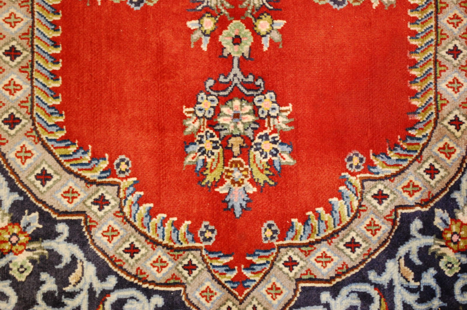 Persian KASHAN RUG 2'3"x 3'3" - 8