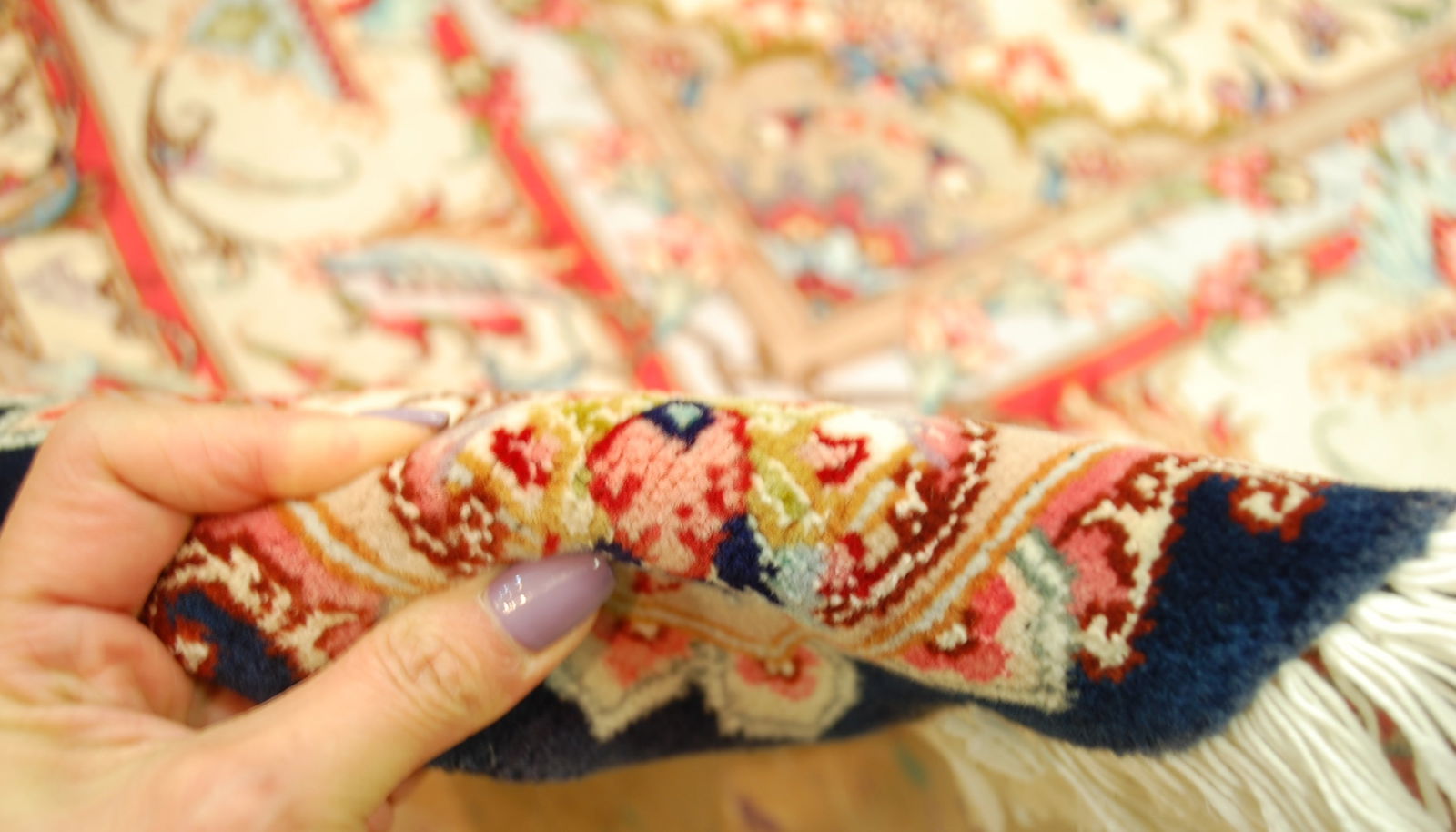 PERSIAN TABRIZ RUG 5' X 5' - 9