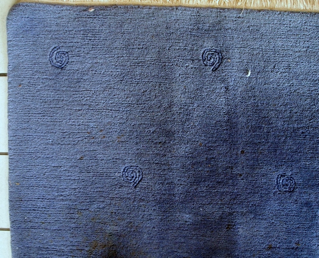 Handmade vintage Tibetan Khaden rug 5.7' x 7.7' (173cm x 235cm) 1970s - 3