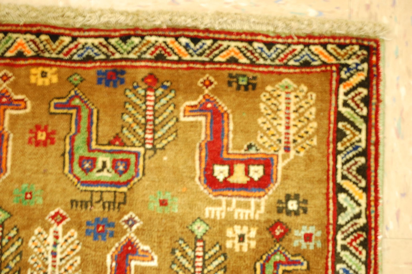 PERSIAN SHRAZ RUG 1'11" x 2' - 3