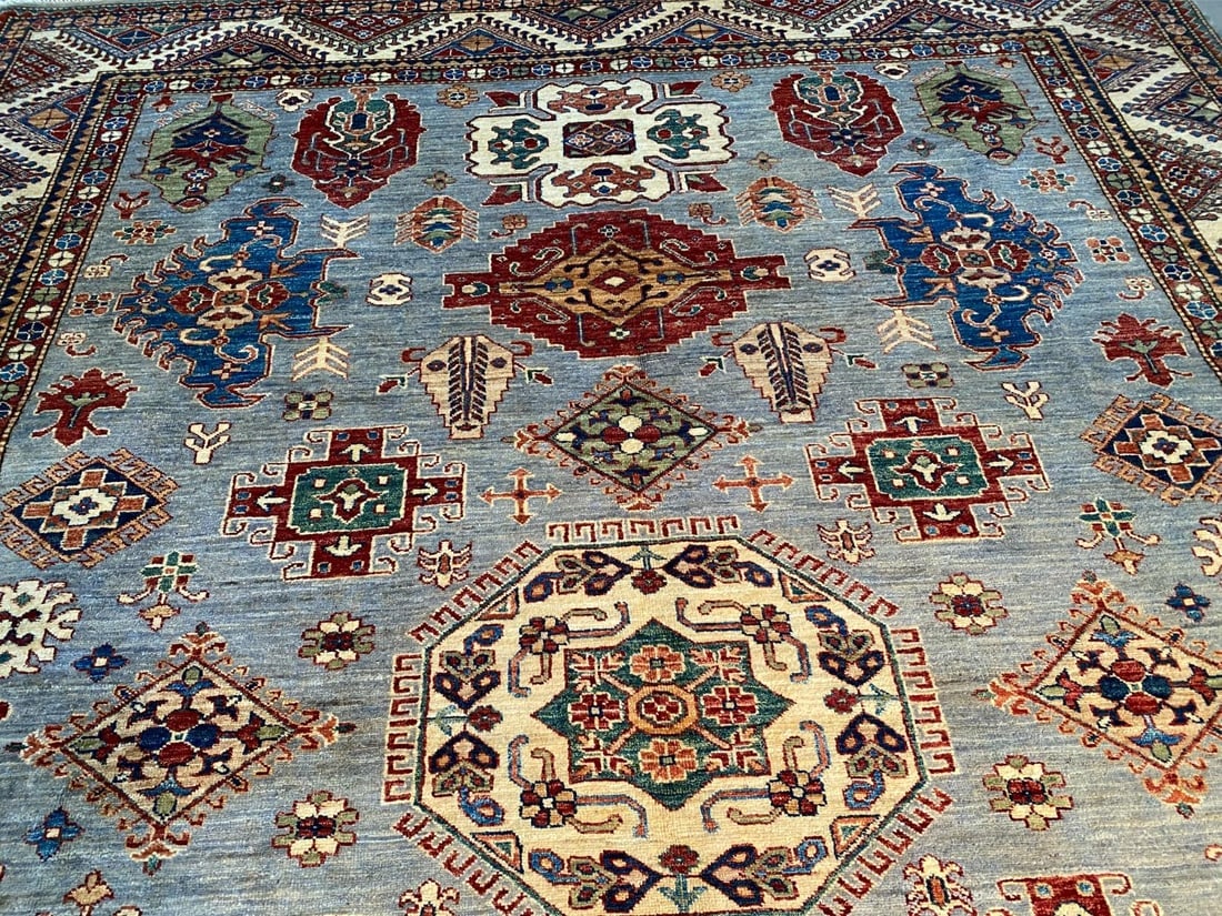 FINE SUPER KAZAK RUG 8'.1"x10'.5" - 3