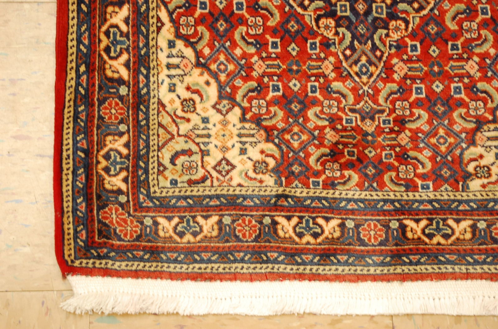 Persian SAROUK RUG 2'2" X 2'8" - 4