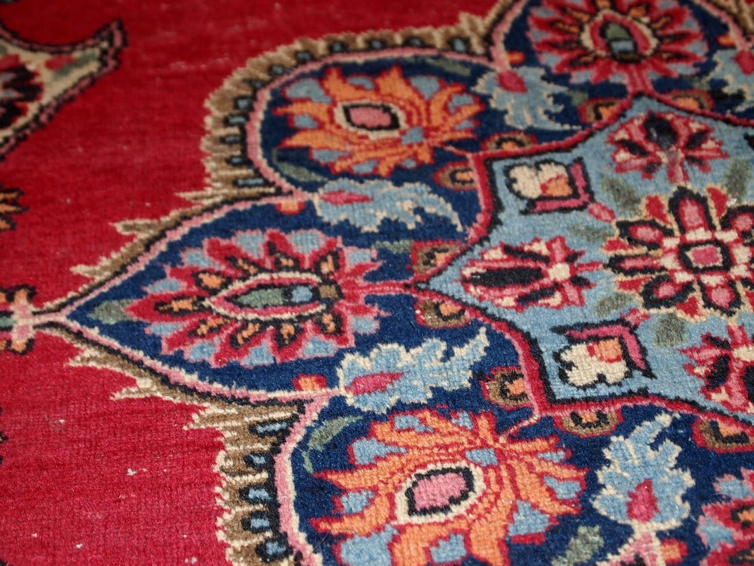 Handmade vintage Persian Kazvin rug 3.3' x 4.7' (100cm x 144cm) 1970s - 8
