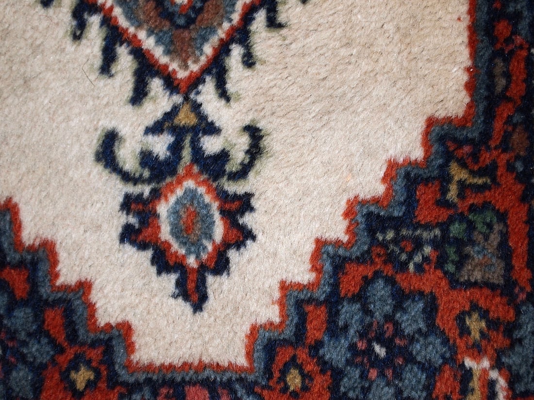 Handmade vintage Persian Hamadan rug 1.3' x 1.9' (41cm x 59cm) 1970s - 7