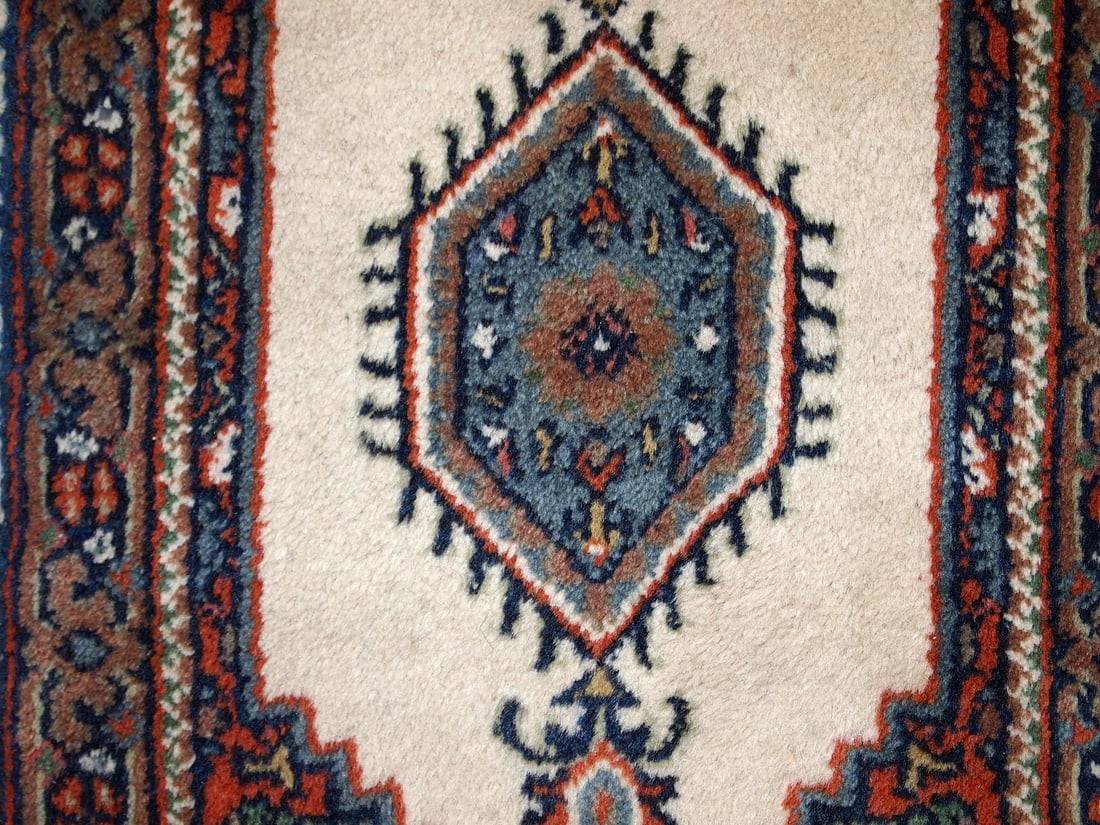 Handmade vintage Persian Hamadan rug 1.3' x 1.9' (41cm x 59cm) 1970s - 9