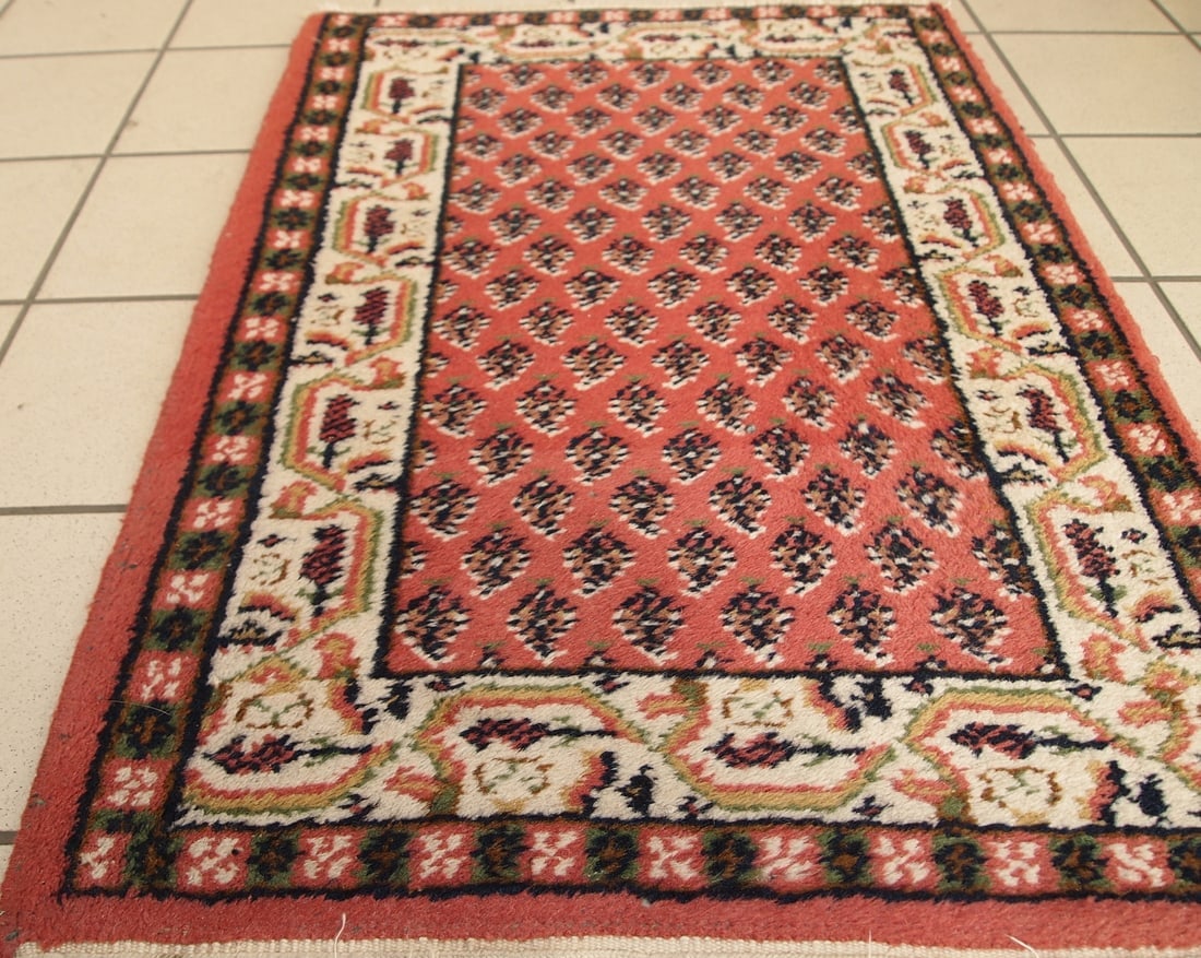 Handmade vintage Indi-Seraband rug 2' x 2.9' (62cm x 90cm) 1970s - 6