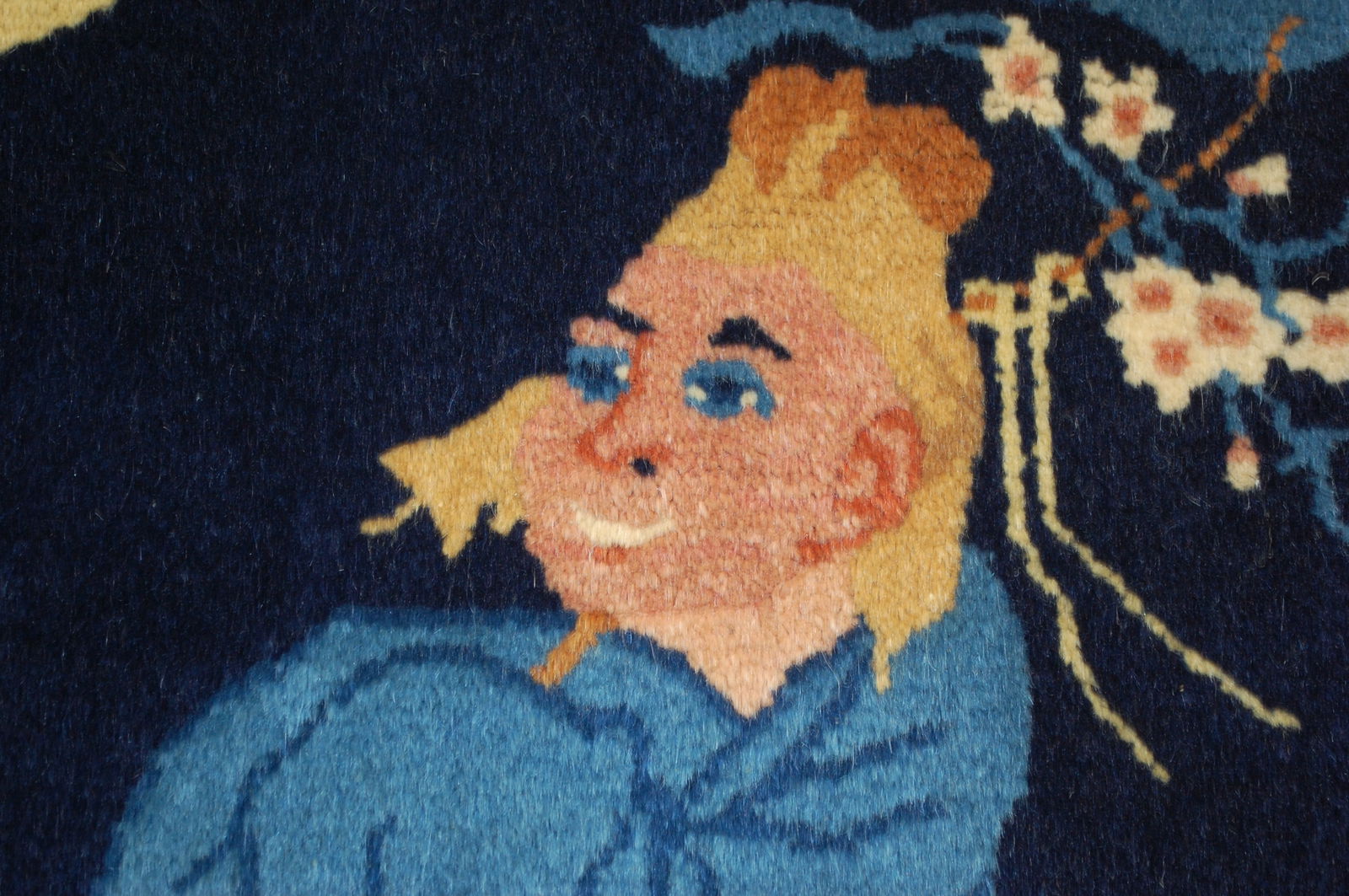 c1950s ANTIQUE PICTURAL CHINESE RUG OF MAN RIDING THE DONKY,SIZE OF 2'7" X 5'1" - 11