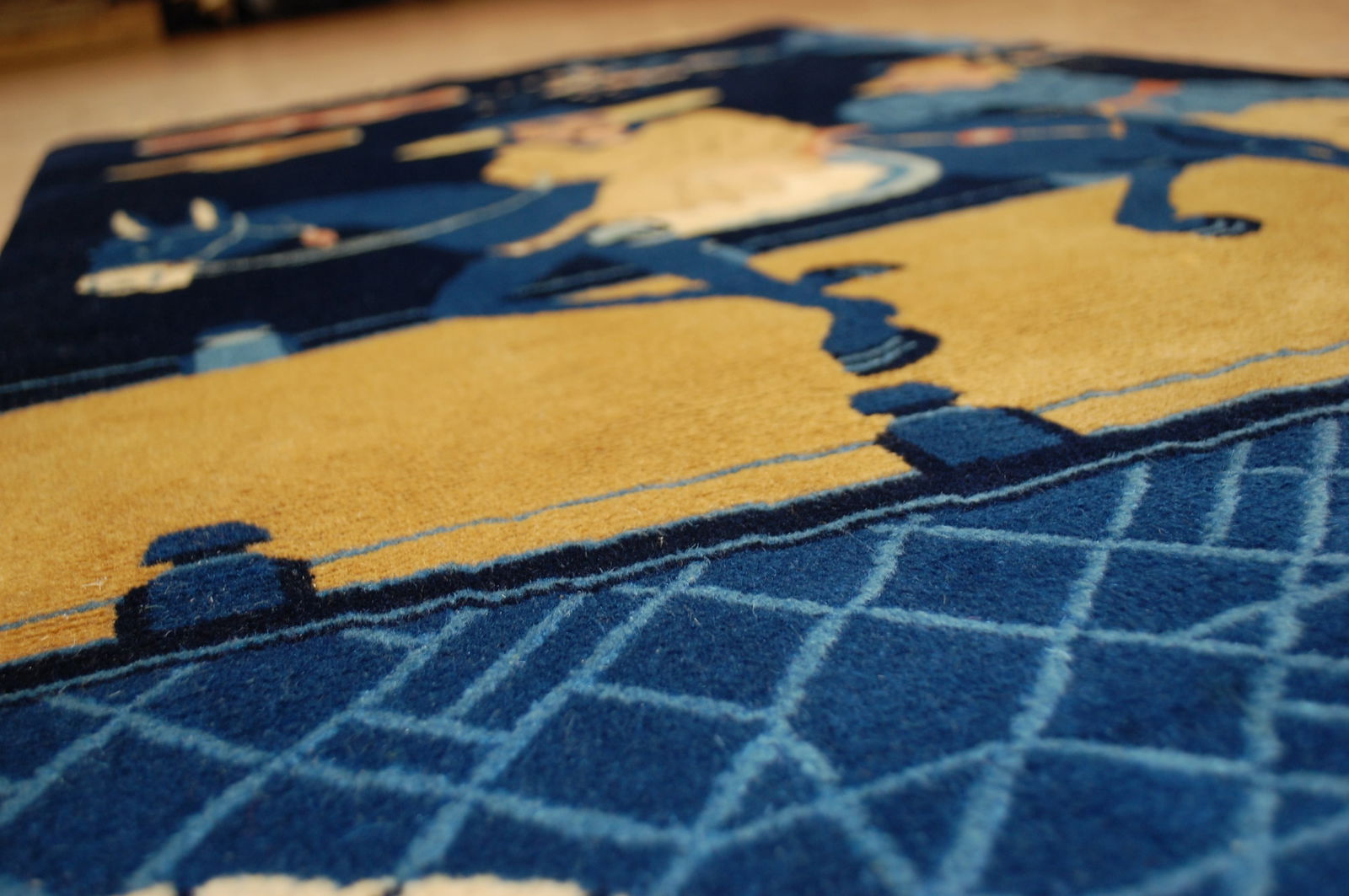 c1950s ANTIQUE PICTURAL CHINESE RUG OF MAN RIDING THE DONKY,SIZE OF 2'7" X 5'1" - 15