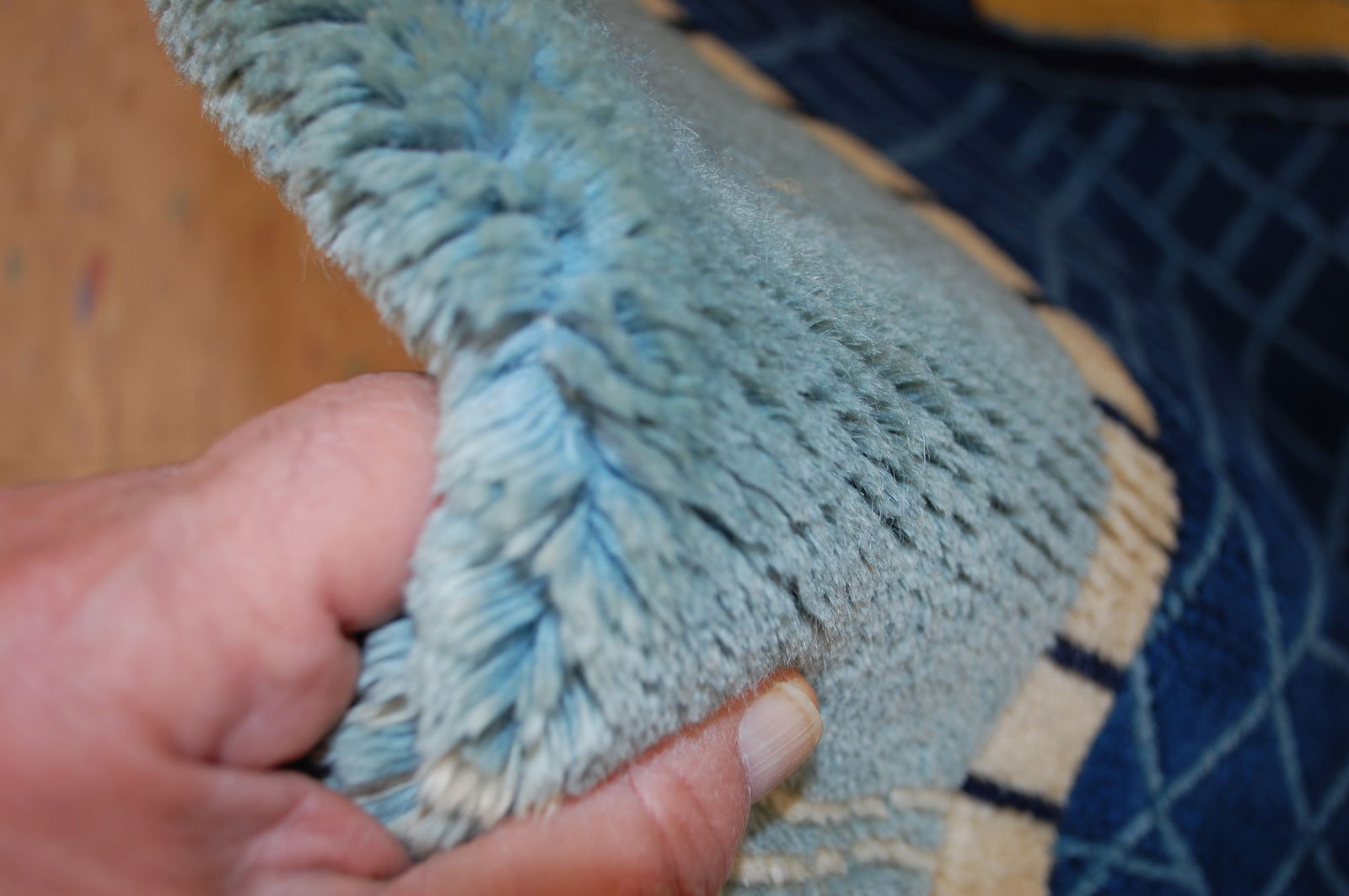 c1950s ANTIQUE PICTURAL CHINESE RUG OF MAN RIDING THE DONKY,SIZE OF 2'7" X 5'1" - 16