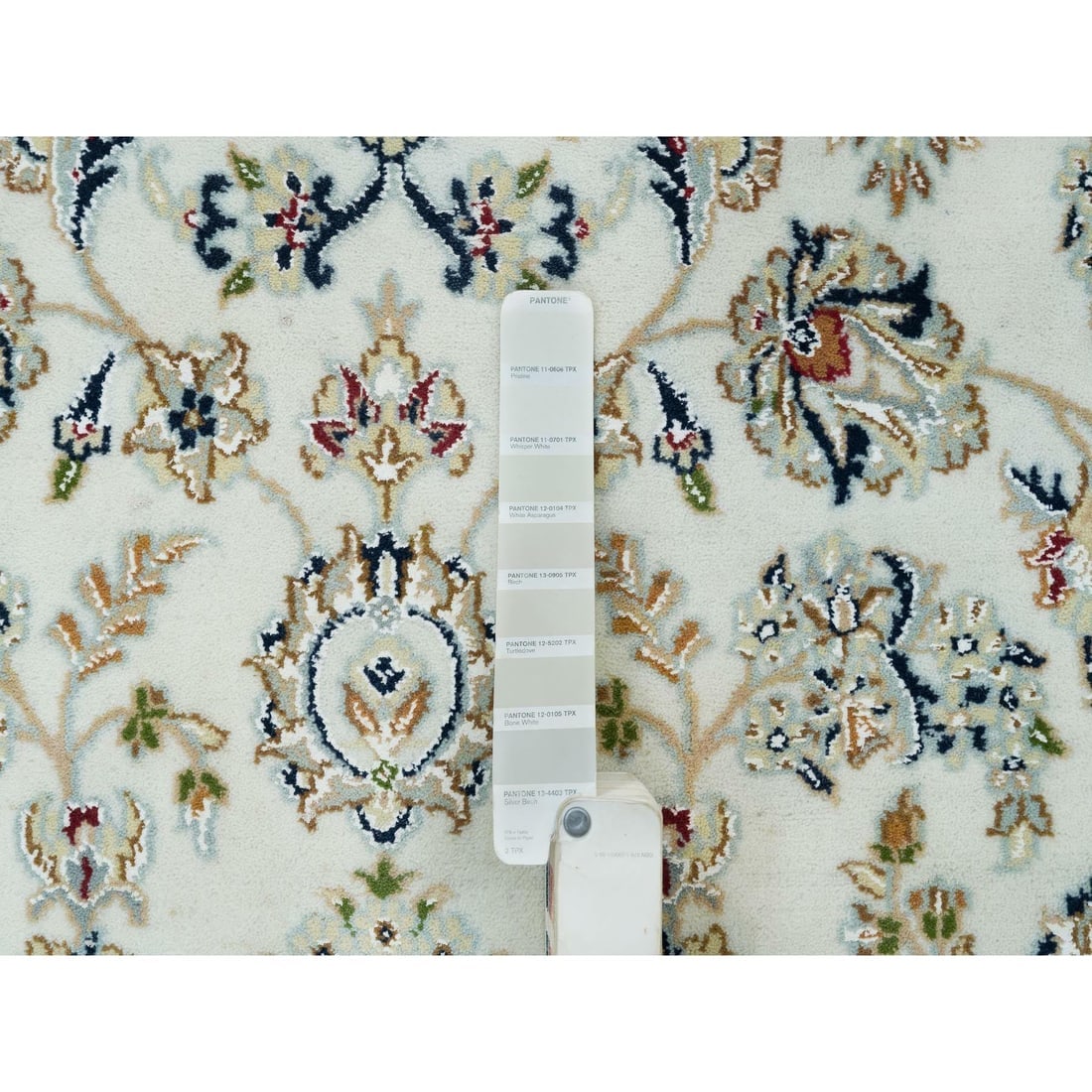 Ivory, Natural Wool Hand Knotted, Nain Design 250 KPSI Rug - 7