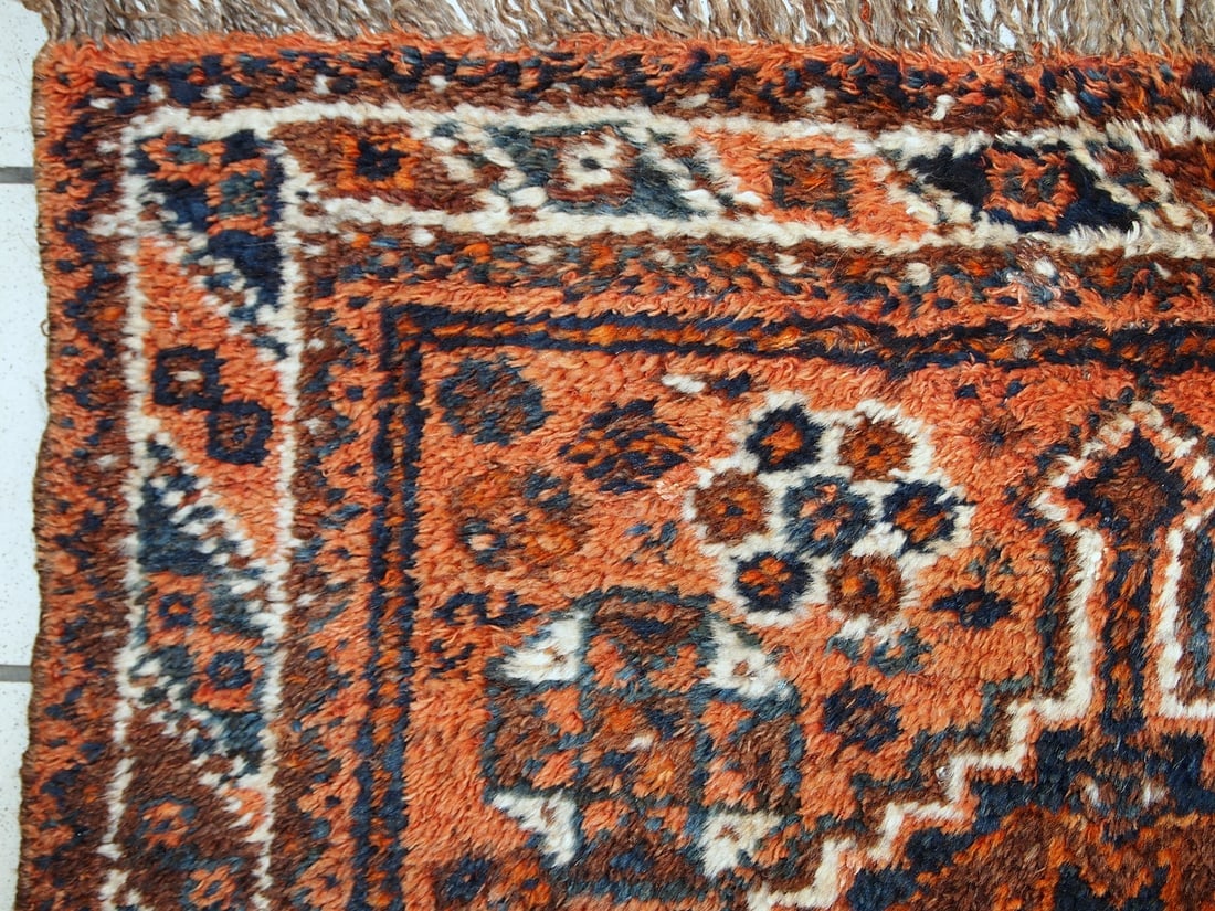 Handmade antique collectible Persian Shiraz bagface 2.6' x 2.8' ( 81cm x 85cm ) 1900s - 3