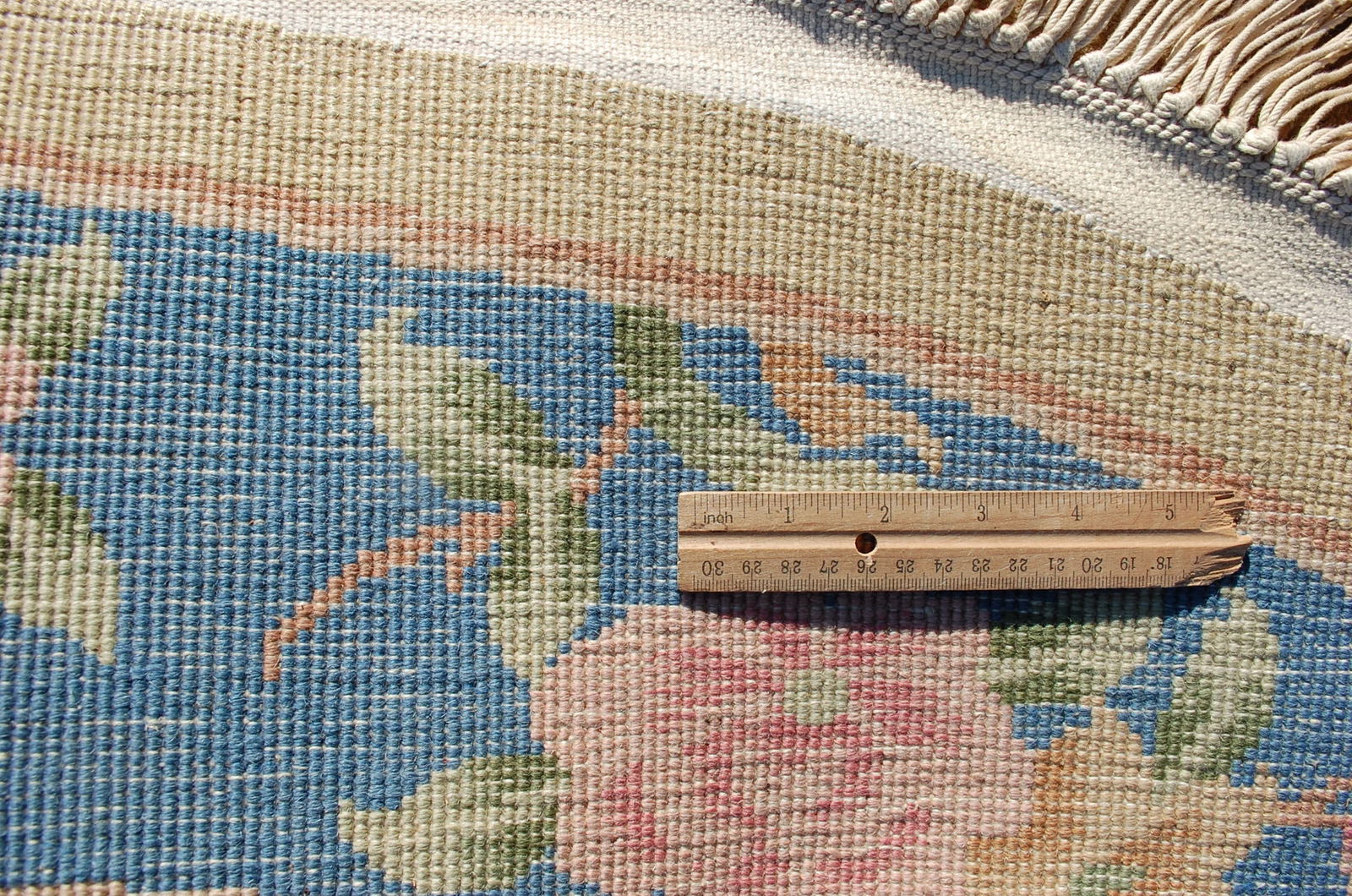 CHINESE RUG 6' DM - 10