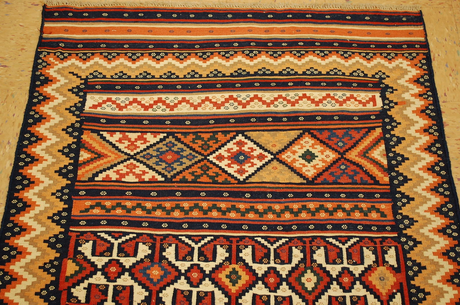 CAUCASIAN KILIM RUG 3'2" x 4'10" - 11