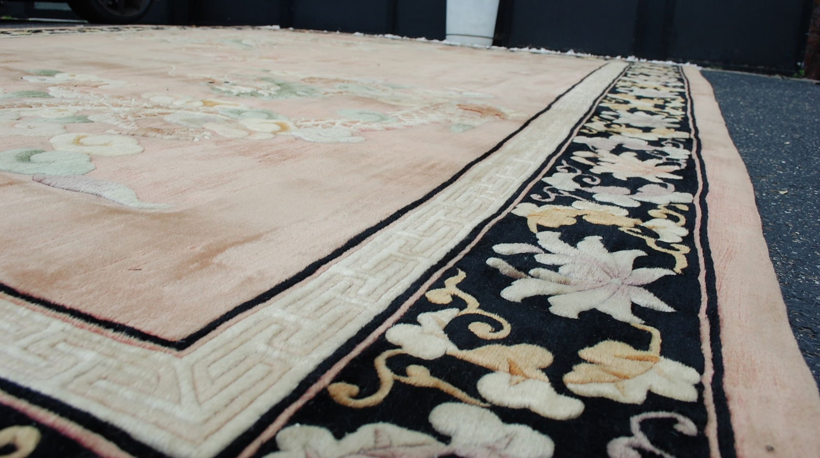 CHINESE NICHOLS RUG 8' 10" x 11' 10" - 10