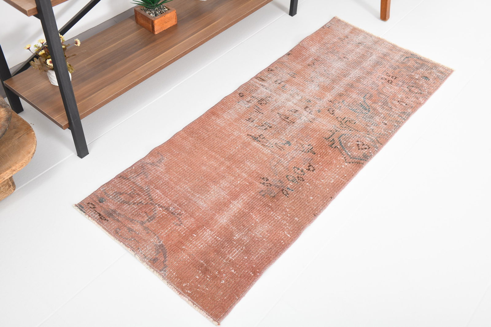 1'9'' x 4'7'' Turkish Handmade Kilim Rug - 24553 - 2